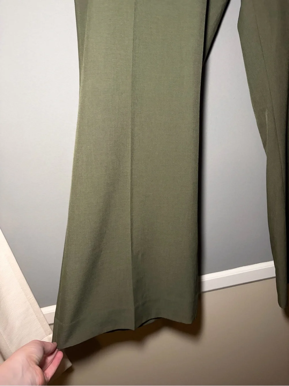 Banana Republic Sculpted Cropped Bootcut Pant 16 Long NWT Olive Green Stretch - Picture 2 of 16
